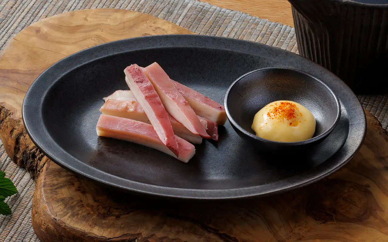 サーモンと生モッツァレラのカルパッチョ